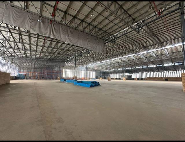 22,510M² WAREHOUSE TO LET IN MOSTYN PARK